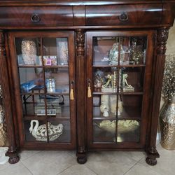 Hammary Display Cabinet 