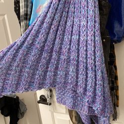 Knitted Mermaid Tail Blanket 