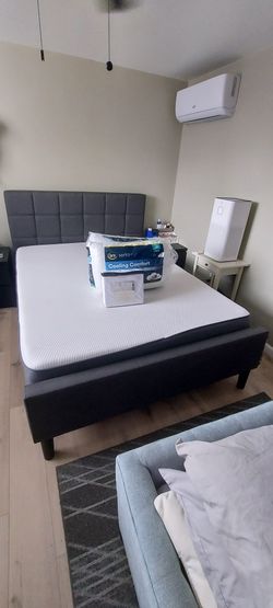 Queen Casper Complete Bedset (FREE Curbside Delivery & Assembly Available) 