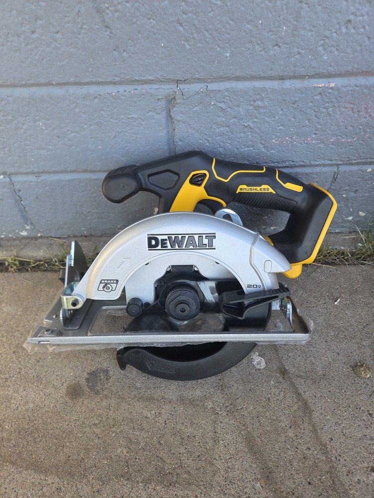 Dewalt Circular Saw
