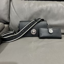 Marc Jacobs Handbag And Wallet 