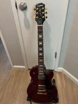 Epiphone Les Paul Studio Gold Limited-Edition Wine Red
