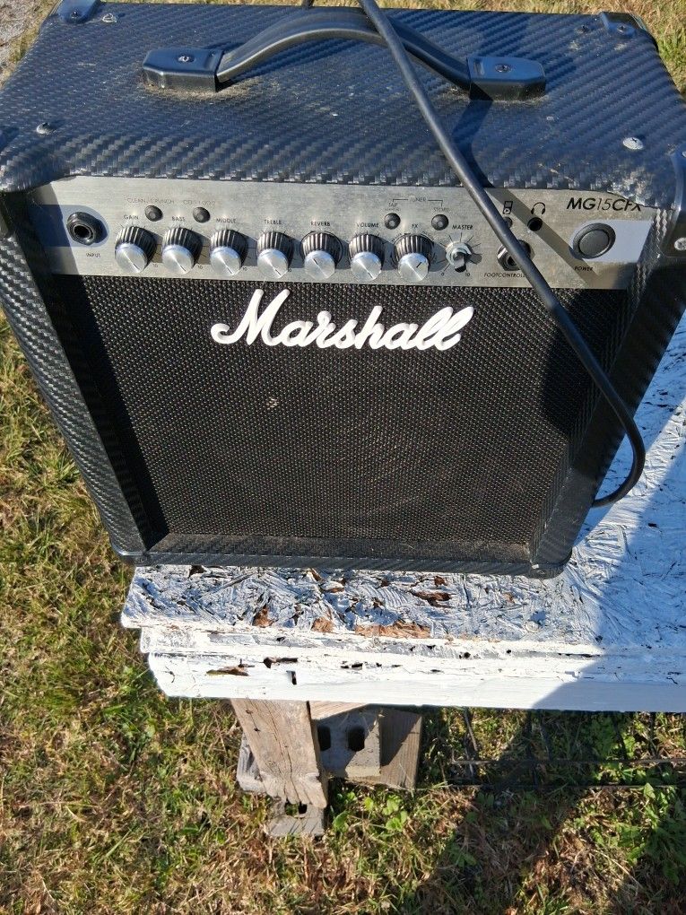 Marshall Mg15cfx Amp