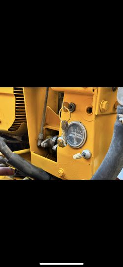 CASE SNEAKER VIBRATORY PLOW