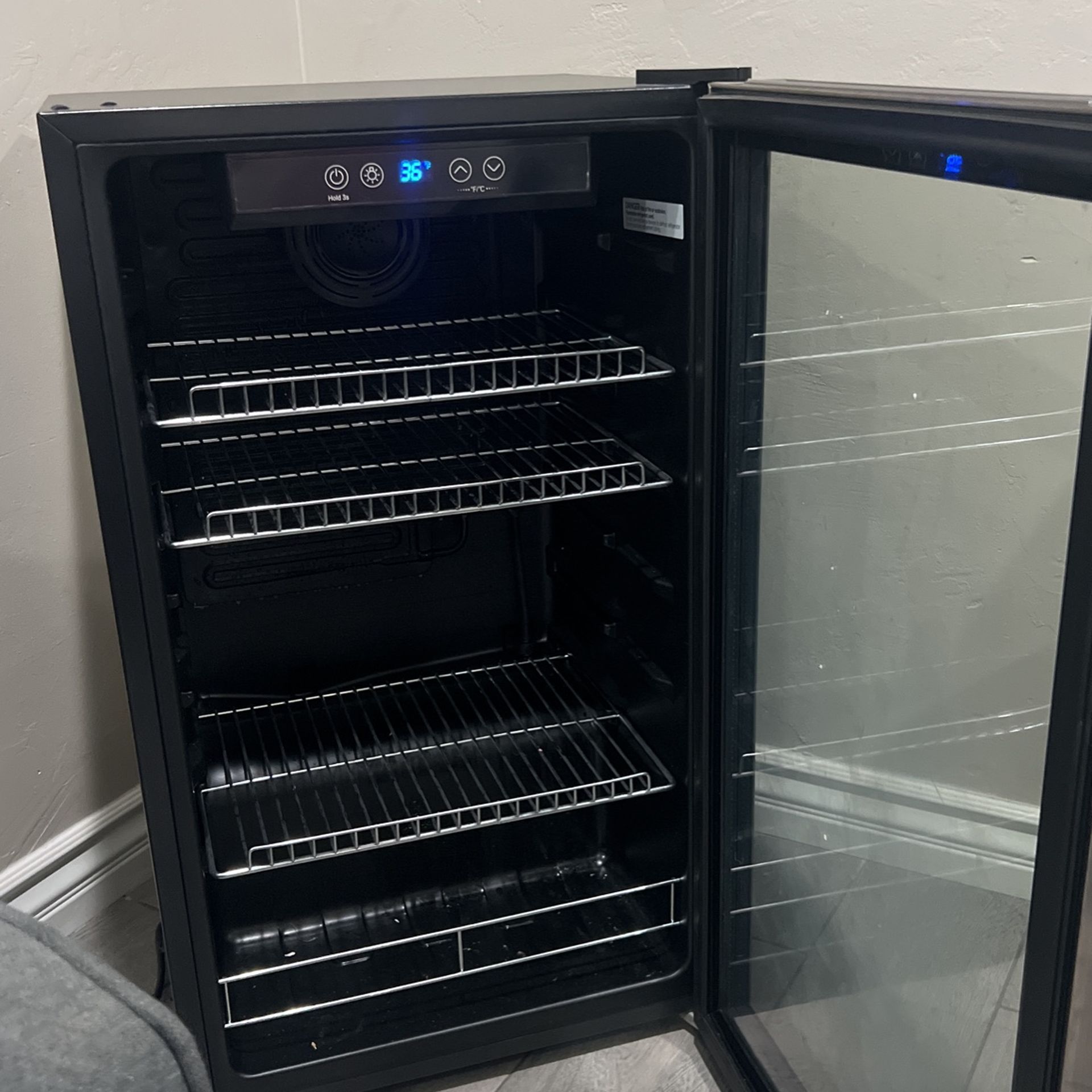 Insignia 115 Can Beverage Fridge Glass Door Stainless Steel