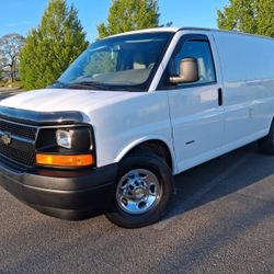 2017 Chevrolet Express 2500