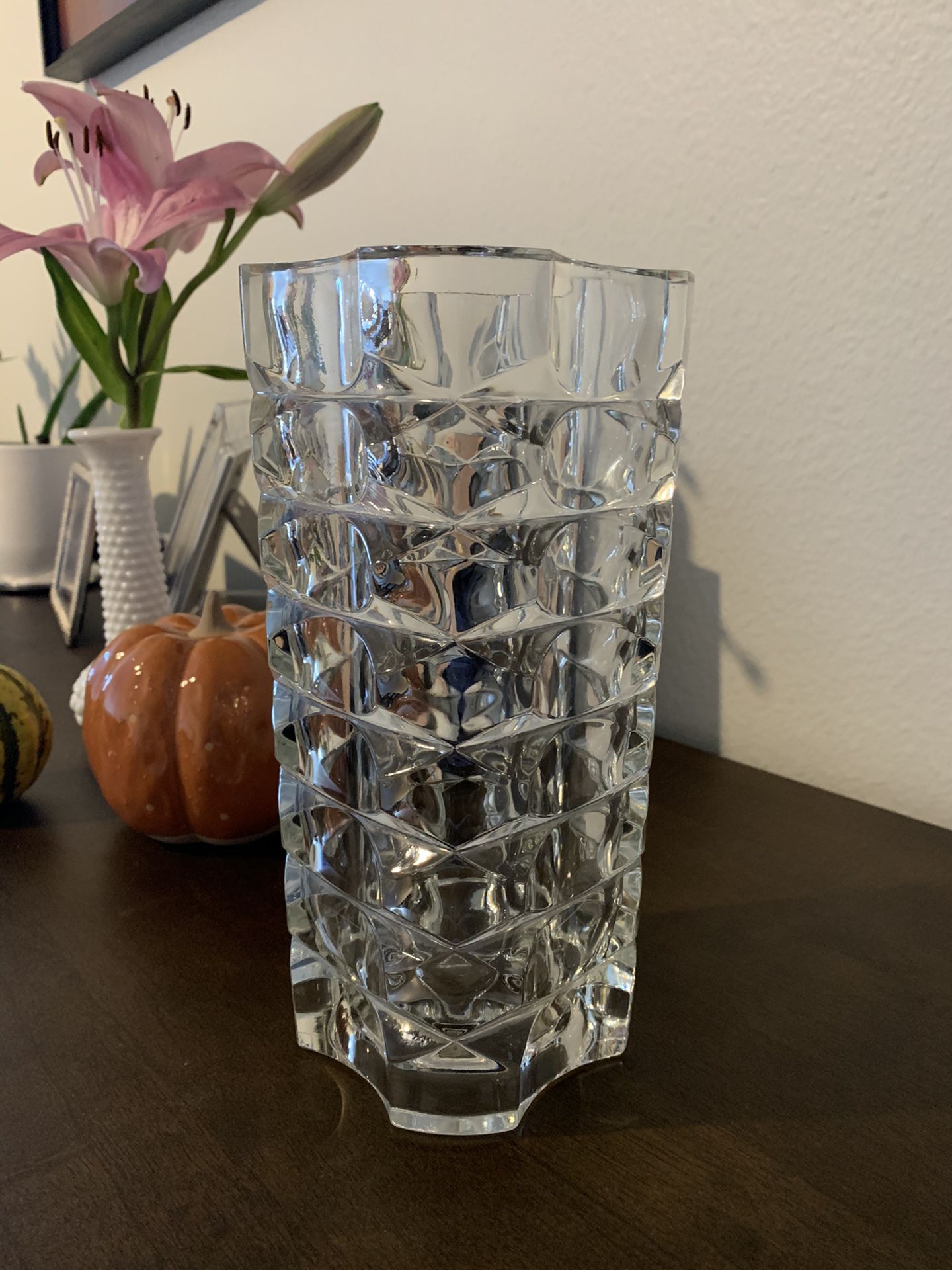 Beautiful Heavy Glass Vase 9.75” tall