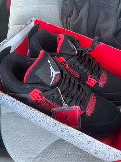 Jordan 4 red thunders