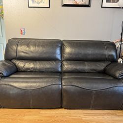 Leather Power/electric Reclining Sofa (OBO)