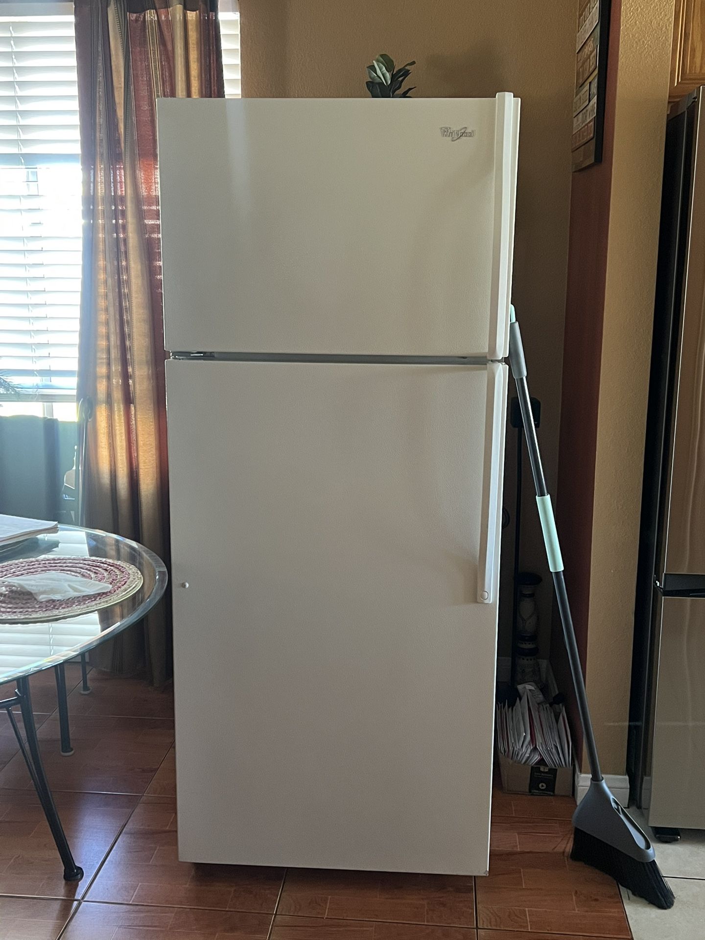 whirlpool fridge 