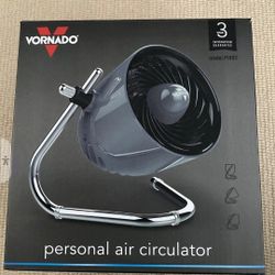 Table or desk air circulation fan with a tiltable head and 3 speeds