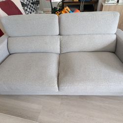 Free Couch Grey Fabric But it Has A Blue Cover You Can Remove 