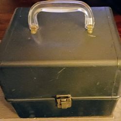 4 Kenco Film Reels with 4; 7 In x 11mm Reel Cases  and a 12 Slot Carrying Case