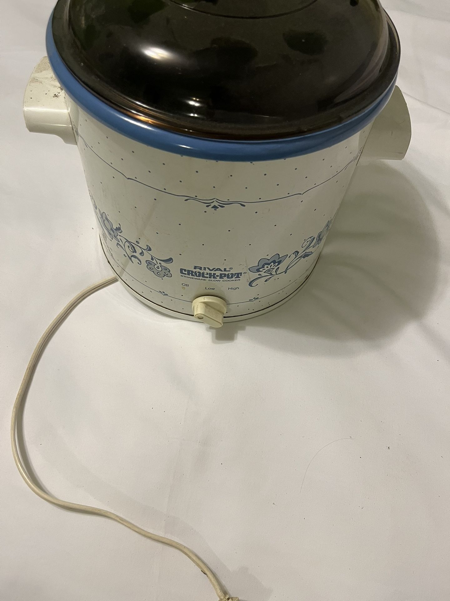 Vintage Crock Pot