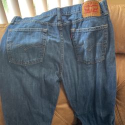 Men’s LEVI’S 514 Jeans Size 36W/32L