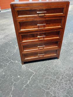 ✨ Timeless Storage with Style! ✨