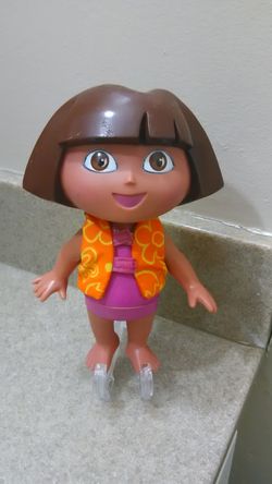 Bath Time Dora