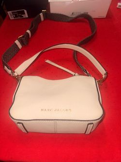 Marc Jacobs Drifter Convertible Wristlet on sale!!!