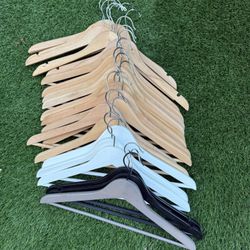 Wooden Hangers 24Pcs