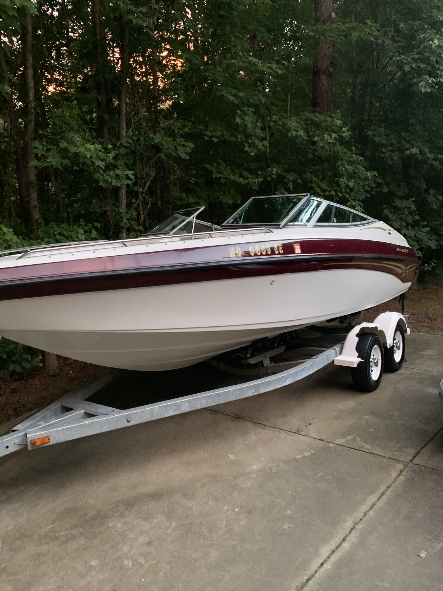 2000 CROWNLINE CROWNLINE 225 BR