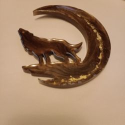  Wolf Resin Hangings 