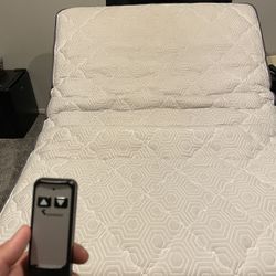 Mattress With Adjustable Platform