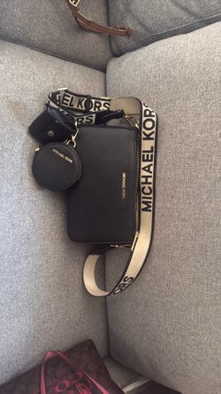 Michael Kors cross body