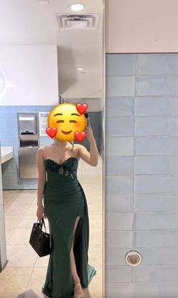 Emerald Green Prom Dress – Strapless/Satin (Size 4)