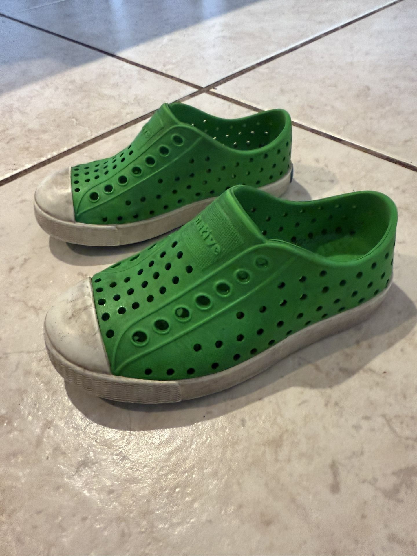 Natives- Green- Size C9