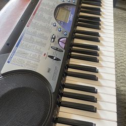 PIANO KEYBOARD 