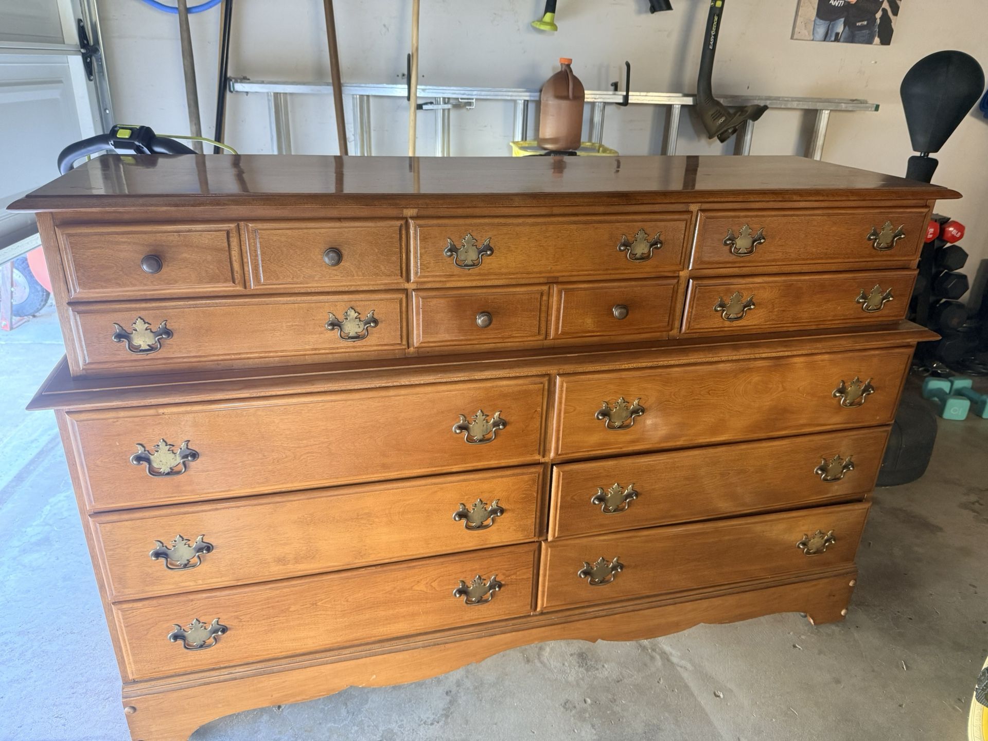 Dresser