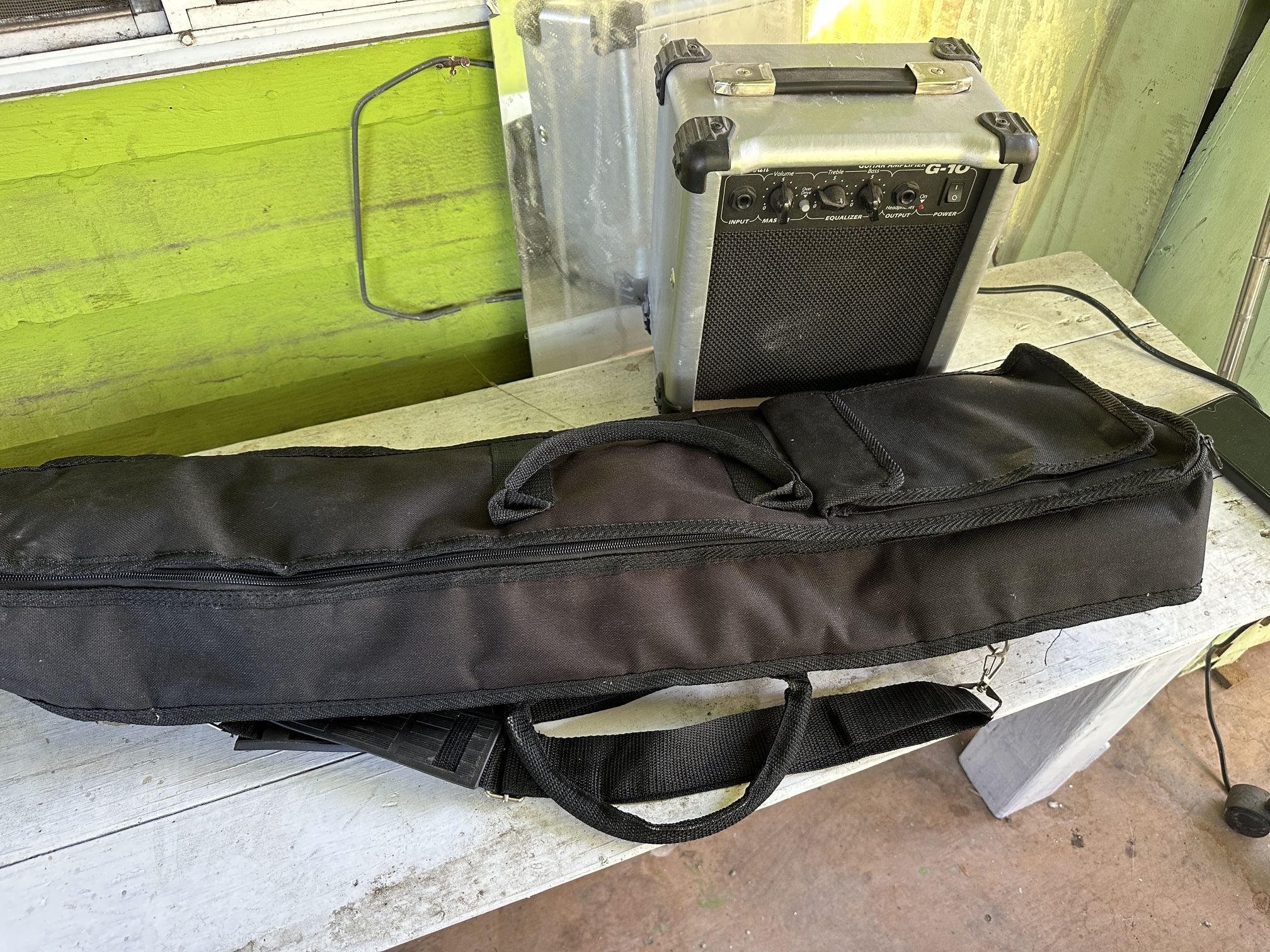 Rogue Guitar