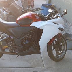 2011 Honda Cbr 250r Fully Refurbished Engine Low Miles