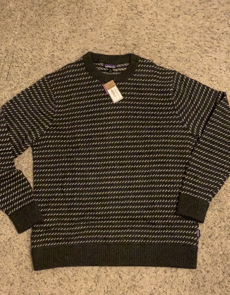 Men’s Patagonia Recycled Wool Sweater. Tags still attached. NEVER worn.