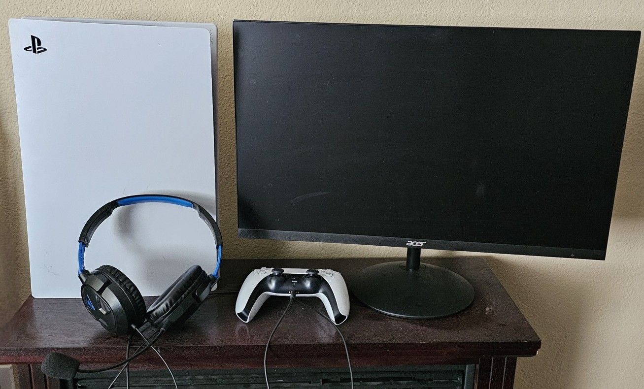 PS5 w/ Headset & Moniter