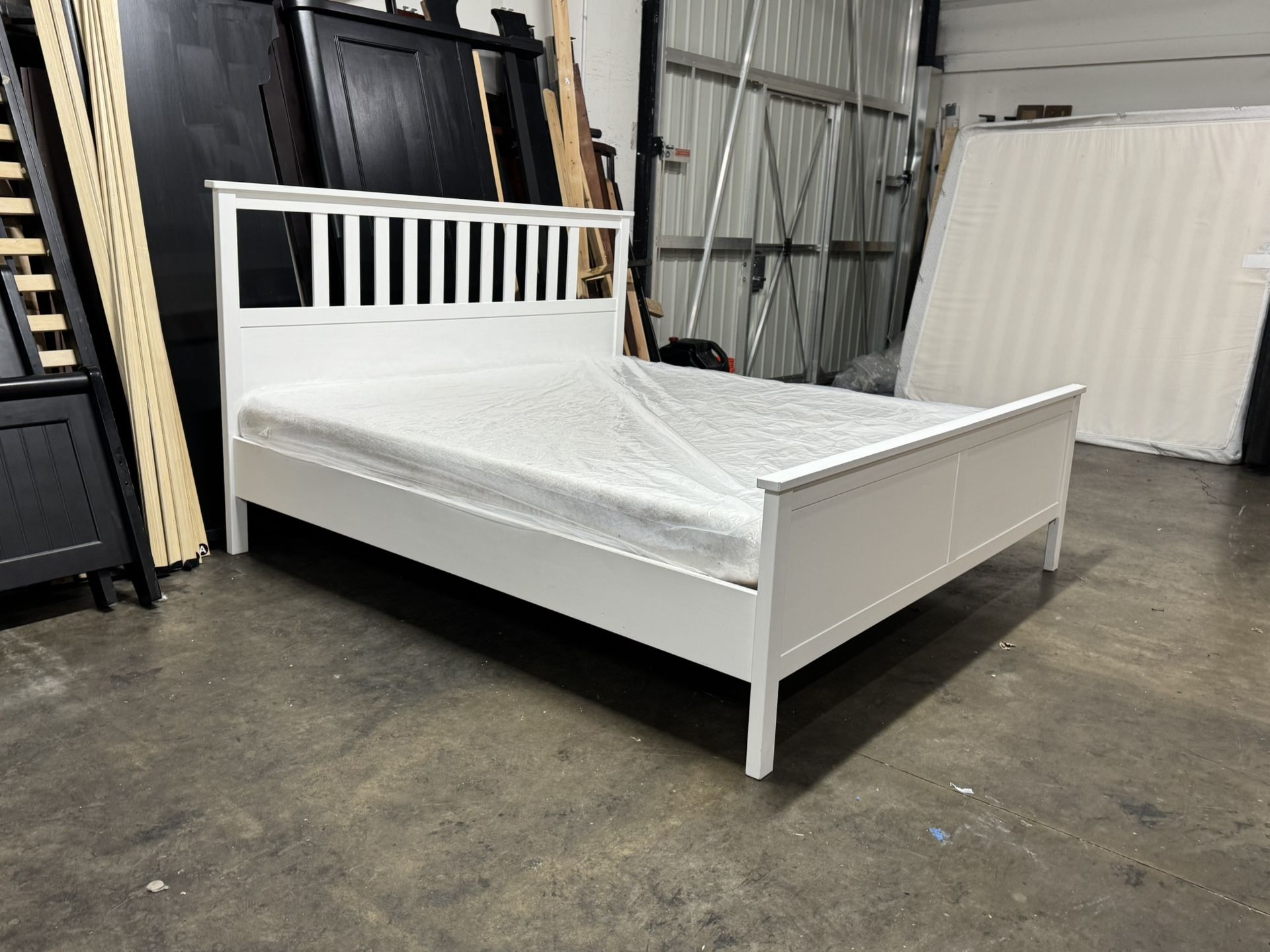 King Bed $360