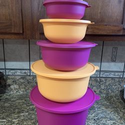 Tupperware 