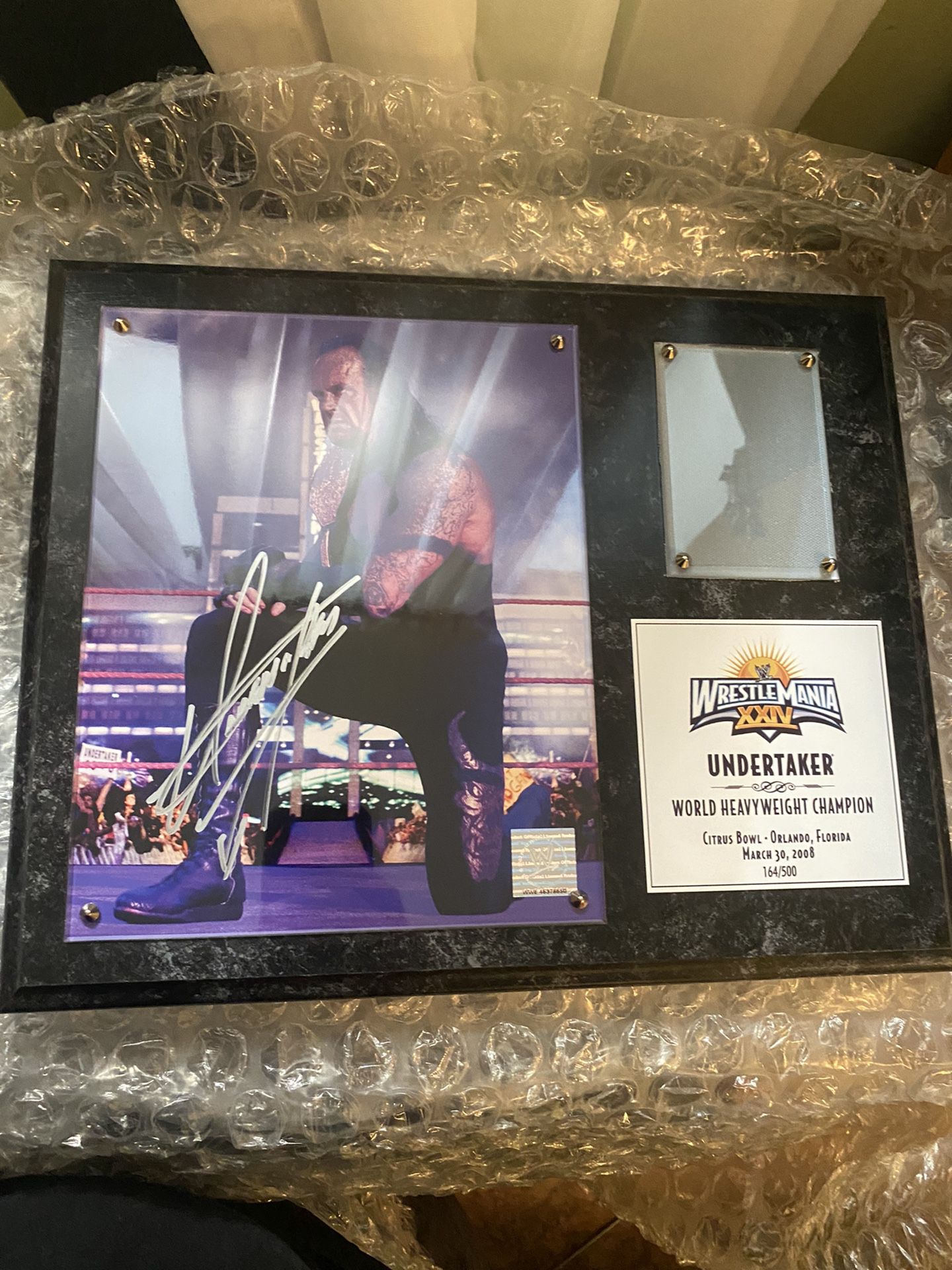 Under Taker Autograph 2008 Heavy Weight Champ