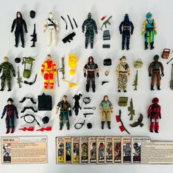 Collector seeking vintage old GI Joe toys dolls action figures accessories 1960s 70s 80s g.i. Joes toy figure doll collector collectibles 