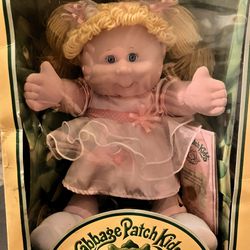 Vintage Cabbage Patch Kids Collectable Doll