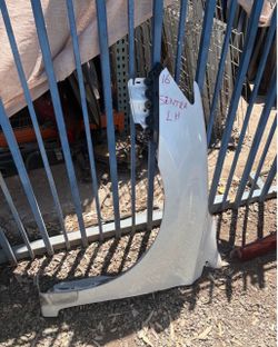 2016 Nissan Sentra LH Side fender