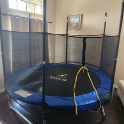 8ft Trampoline W/ Net - Like New