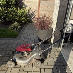 Honda GCV 160 lawn mower