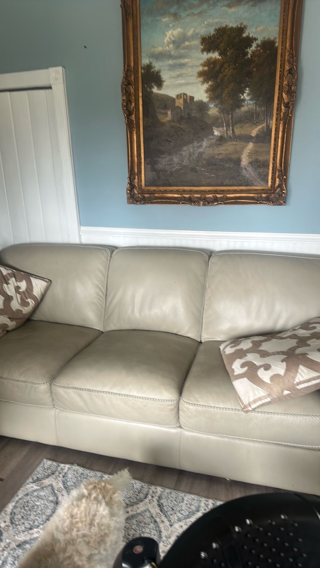 Stunning cream full leather couch