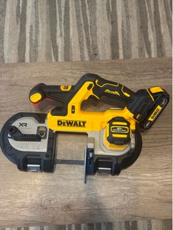 🔧 DEWALT 20V MAX XR Brushless Band Saw – $325 OBO  Open box – like new! Works great!