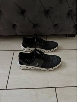 On cloud swift size 10