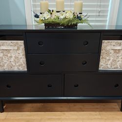 Crate & Barrel Modern 6 Drawer Dresser