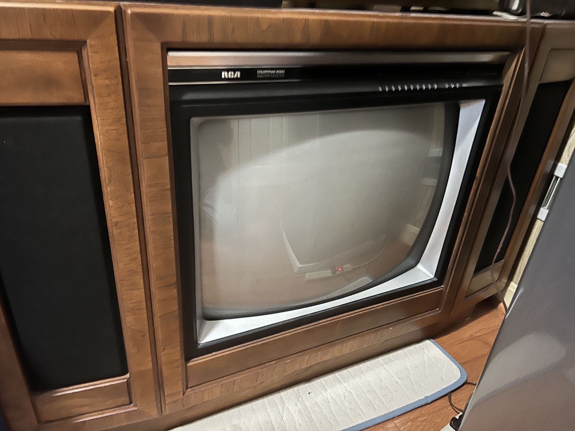 RCA Color Stereo Console TV From 1983 Still Works Great