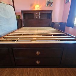 Large Captains Bed - queen