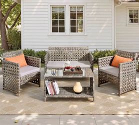 Brand new patio outdoor furniture set